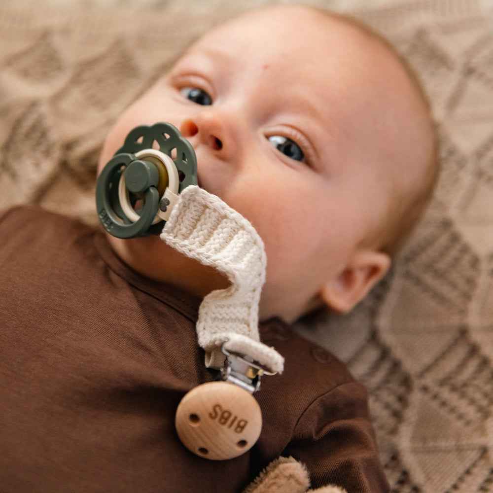 Pacifier Clip Knitted - Cloud