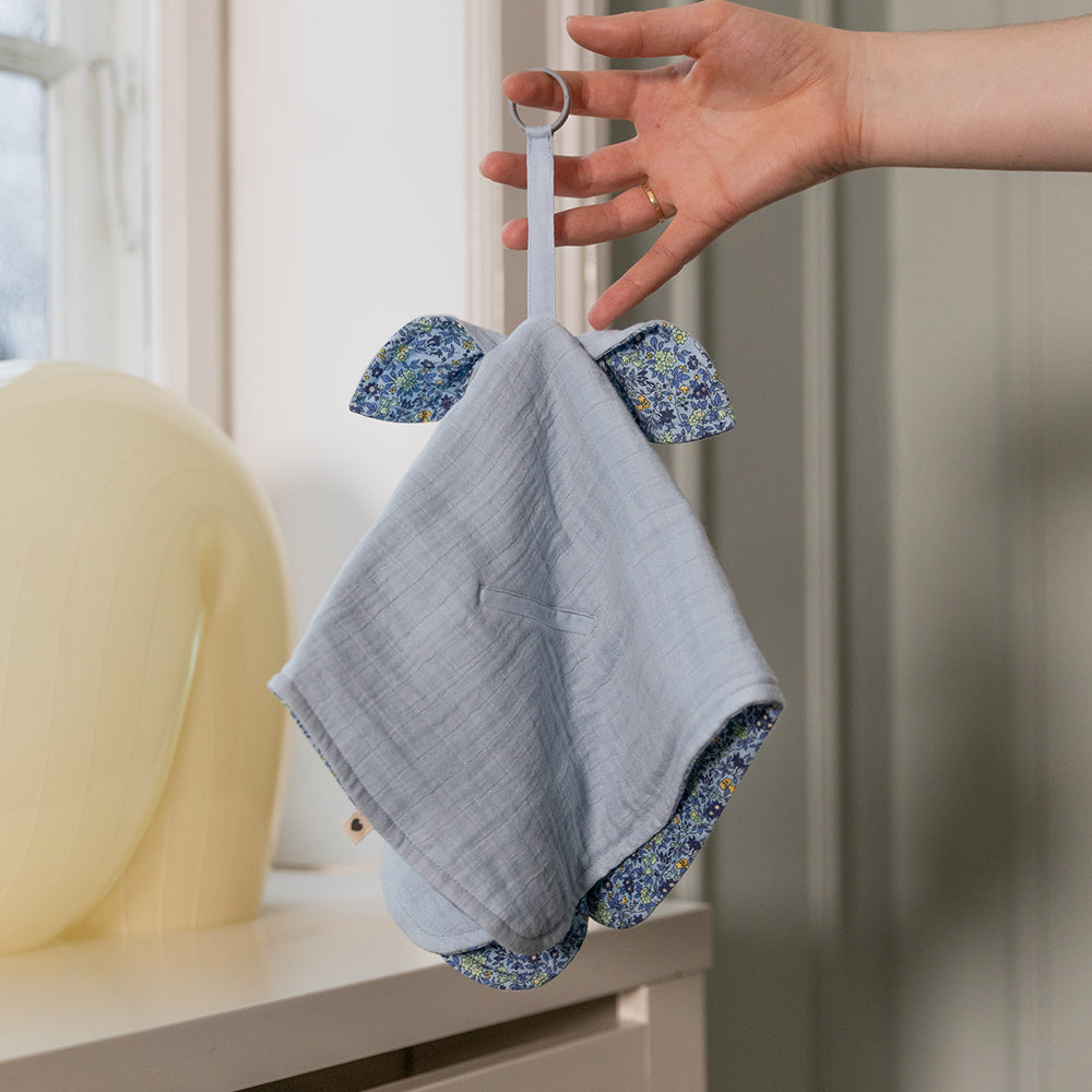 BIBS x LIBERTY Cuddle Cloth Kangaroo Eloise - Blush